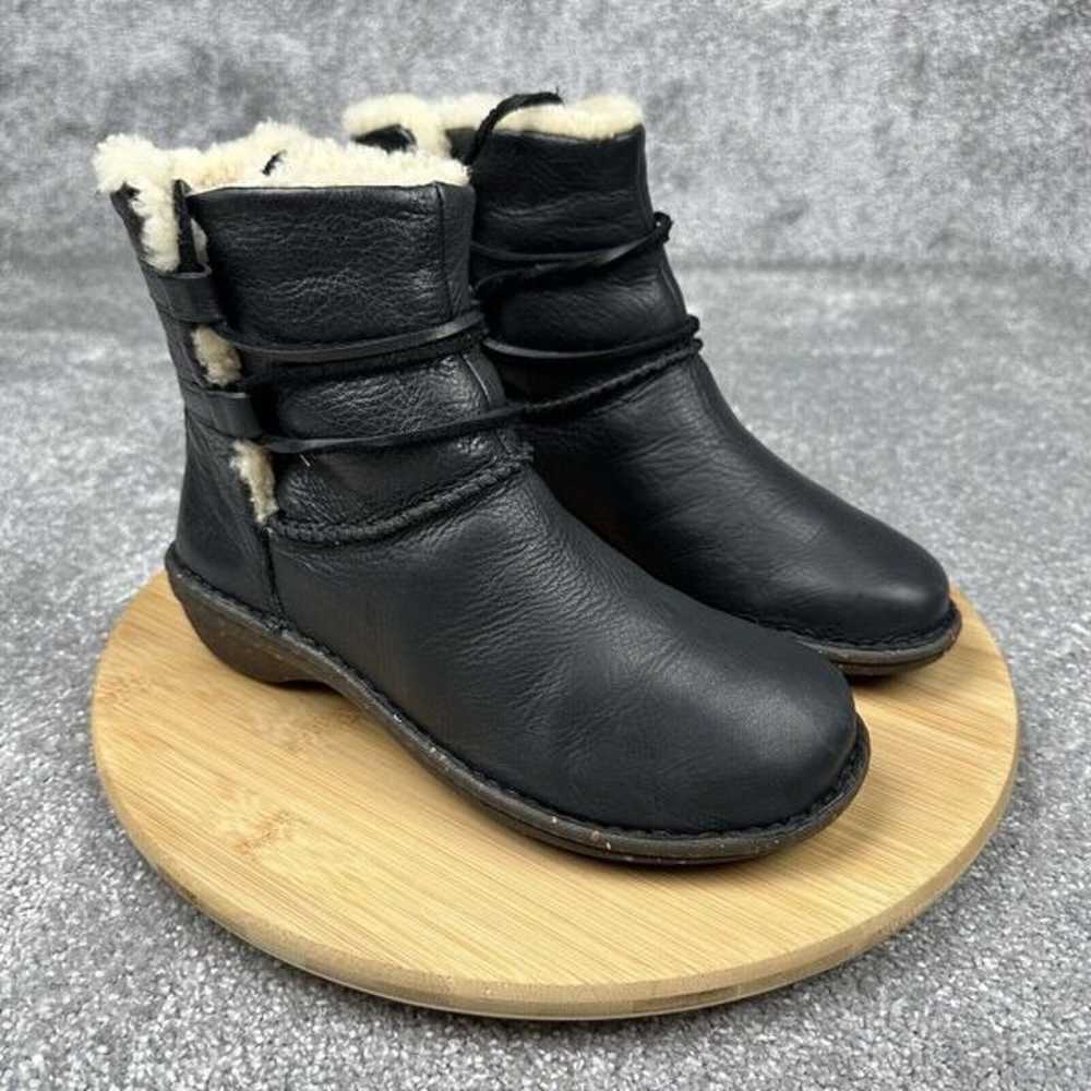 UGG Australia Caspia Shearling Winter Boots Women… - image 1