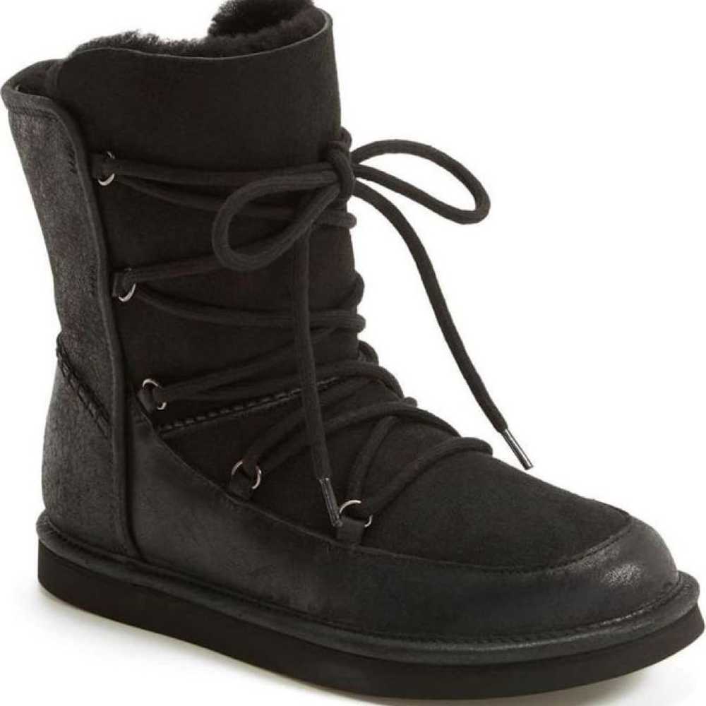 UGG Lodge Sheepskin Boots Lace-Up Black - image 2