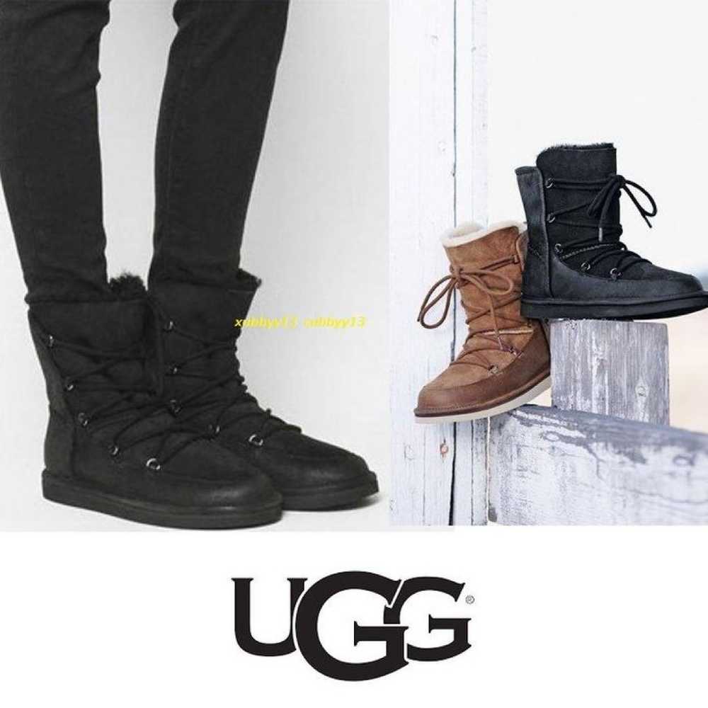 UGG Lodge Sheepskin Boots Lace-Up Black - image 3