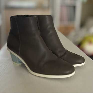 Camper Brooke Booties