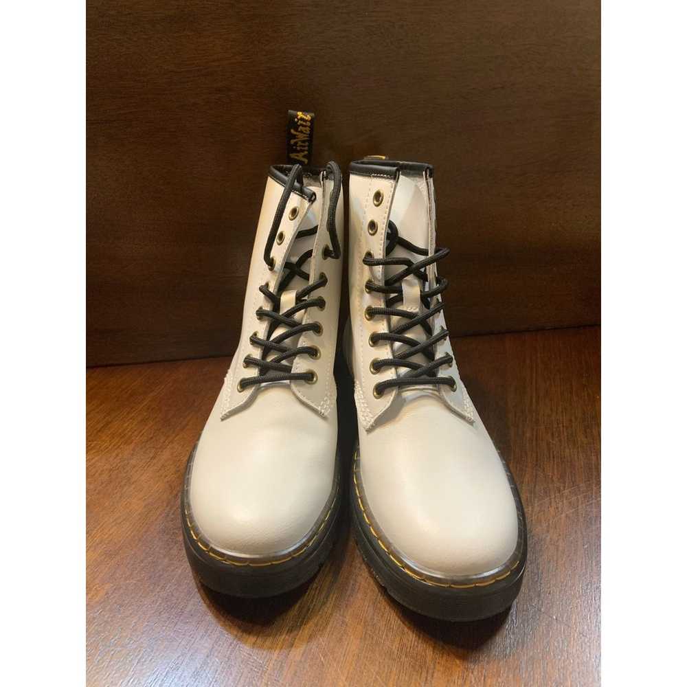 Dr. Martens Zavala Air Wair Women 6 White Leather… - image 4