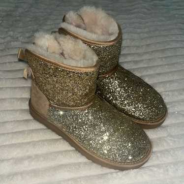 Gold shops sparkle ugg boots