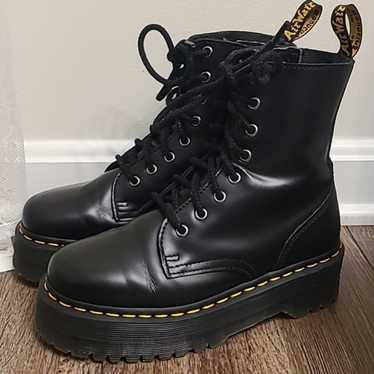 Dr Martens Jadon Platform boots