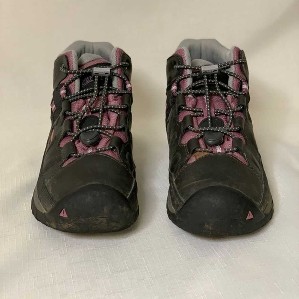 KEEN Boots Women's 5 Targhee Black Waterproof Hik… - image 6