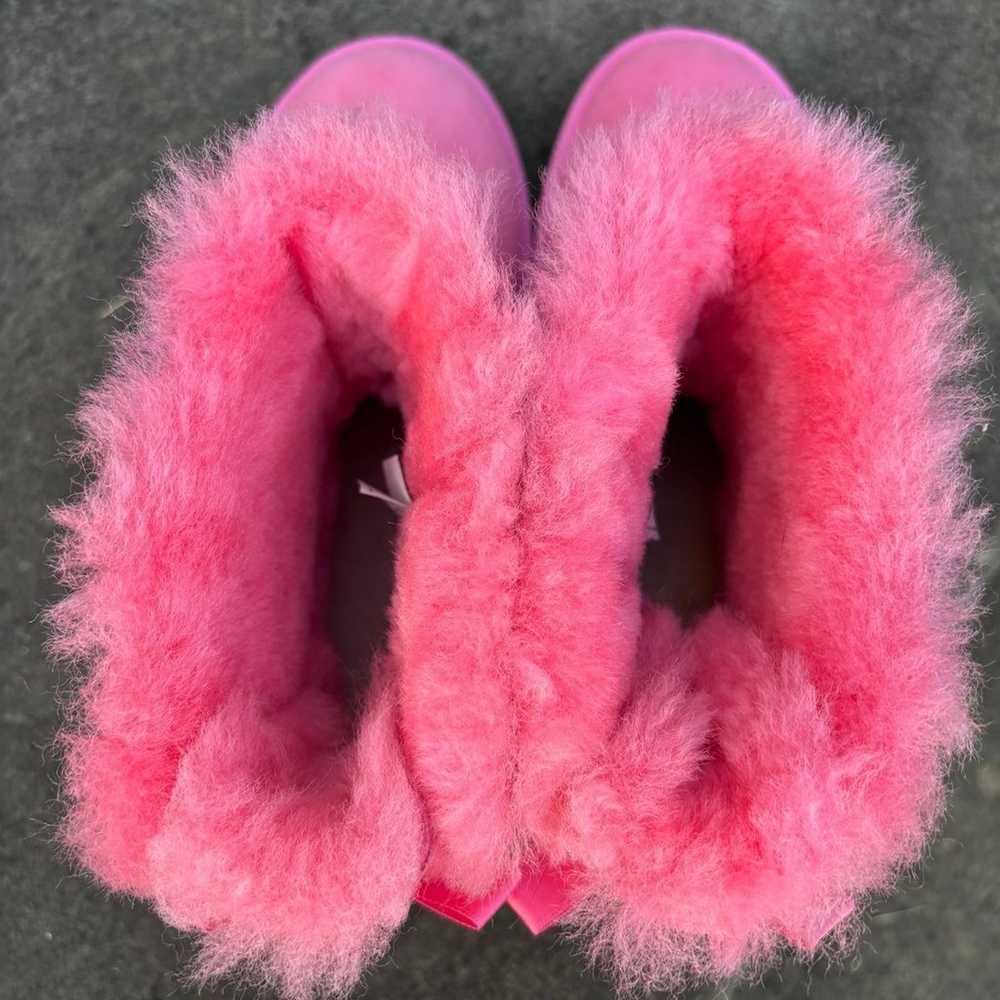 UGG Mini Pink Bailey Bows In Size 8 - image 4