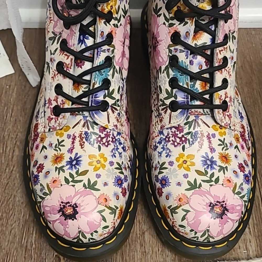 RARE Dr Martens 1460 Pascal Wanderlust Floral boo… - image 3