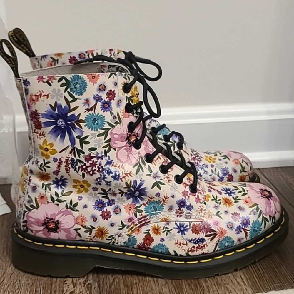 RARE Dr Martens 1460 Pascal Wanderlust Floral boo… - image 6