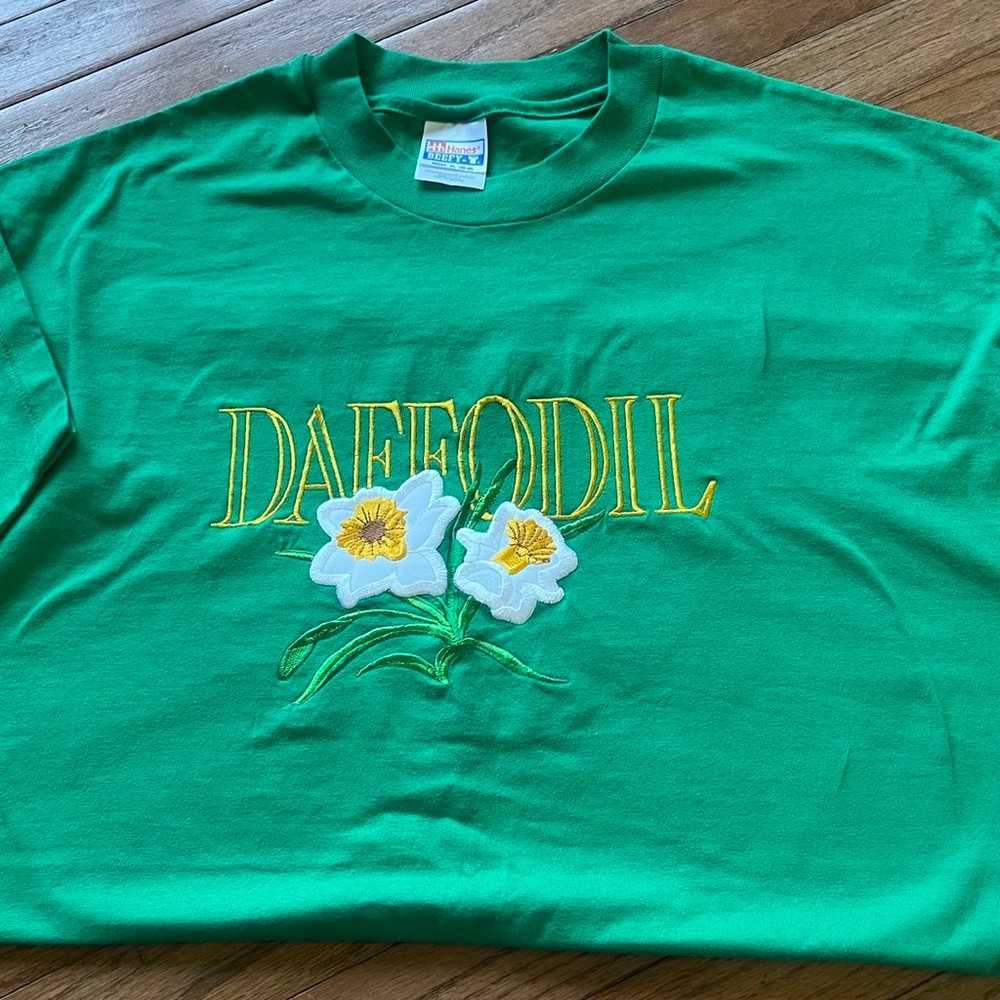 Vintage Hanes USA Made Single Stitch Daffodil Flo… - image 2