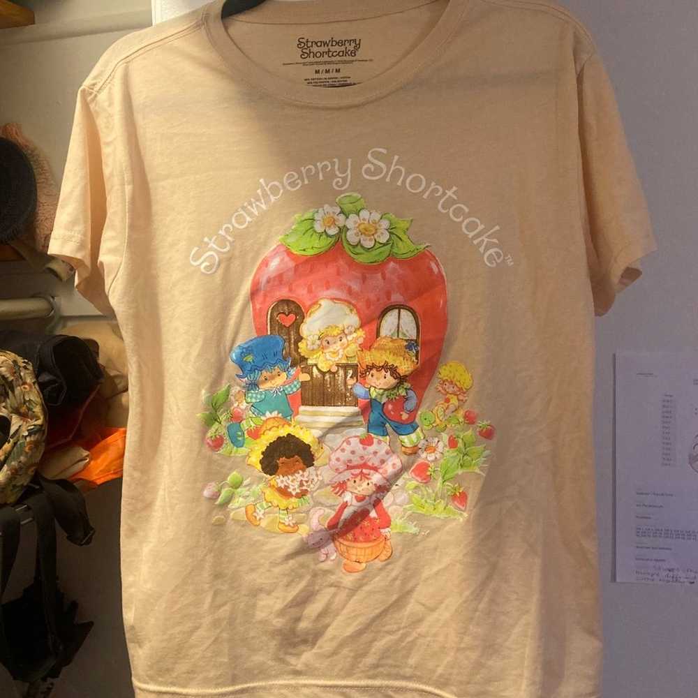 strawberry shortcake tshirt NWOT - image 1