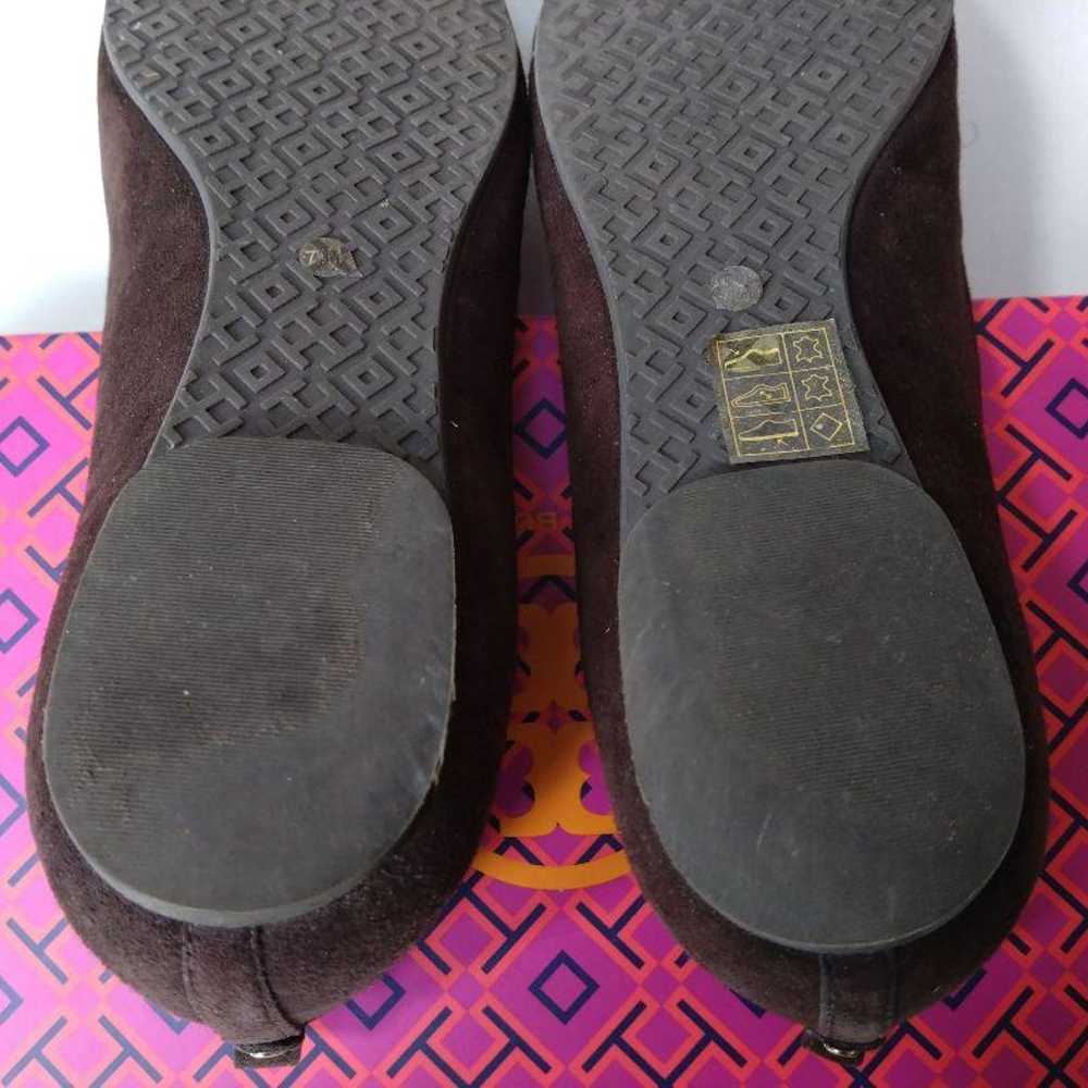 Tory Burch pumps in excellent condition. - image 3