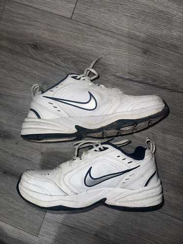 Nike VTG Nike monarch dad shoes