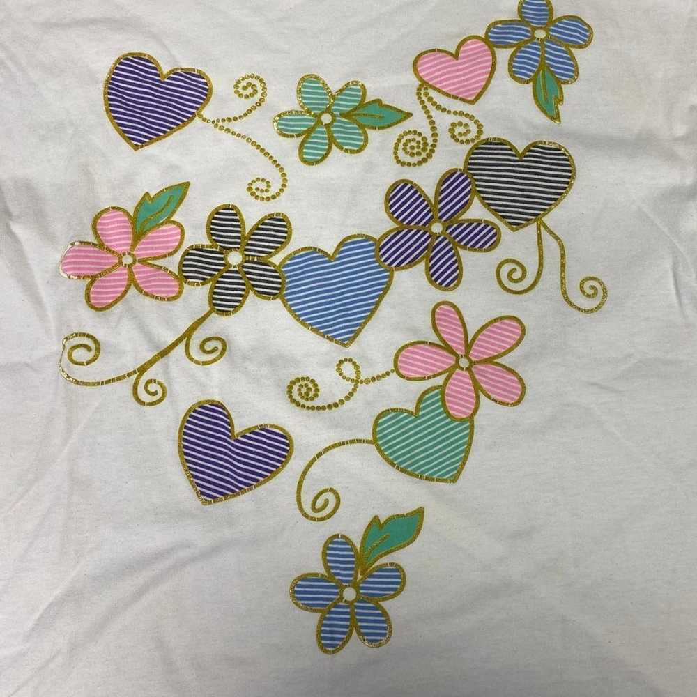 Vintage hearts and flowers tshirt - image 2