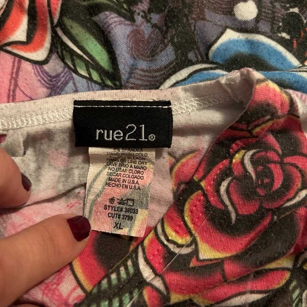 Vintage Y2K Rue 21 True Love Roses Design Shirt W… - image 3