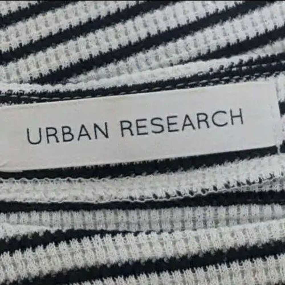 URBAN RESEARCH Urban Research Border Top Sleevele… - image 11