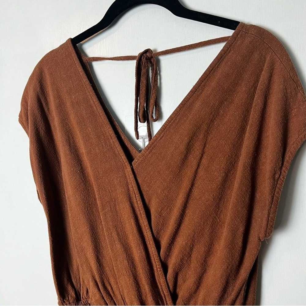 Universal Thread - Women's Rust Briwn V Neck Shor… - image 5