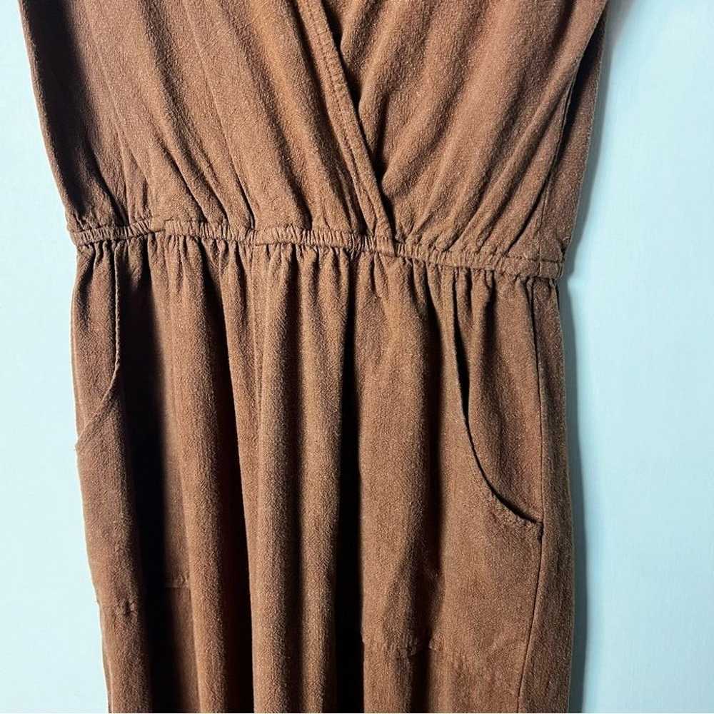 Universal Thread - Women's Rust Briwn V Neck Shor… - image 6