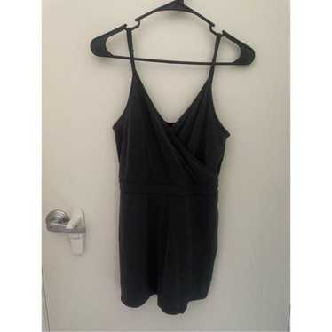 Abercrombie And Fitch Sleeveless V-Neck Romper