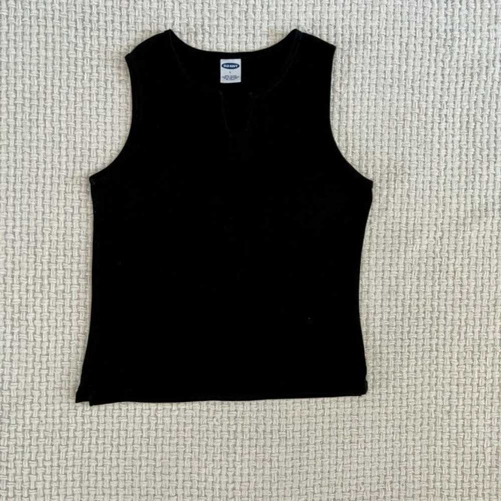 Vintage Notch Neckline Sleeveless Top - image 2