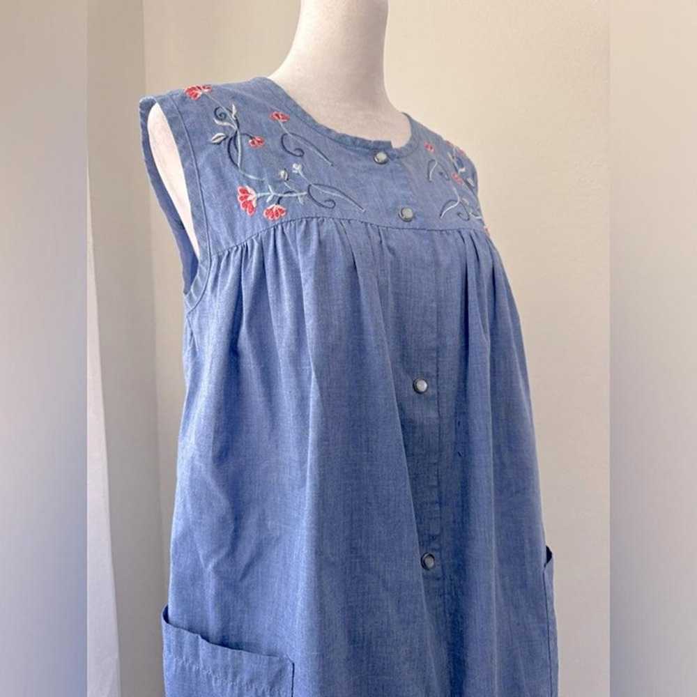 Vintage ‘80s Granada Embroidered House Dress - image 2