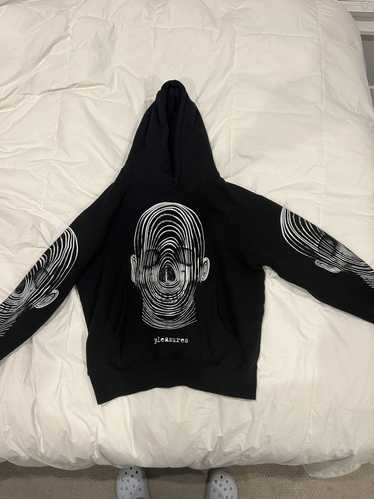 Pleasures Pleasures face hoodie!