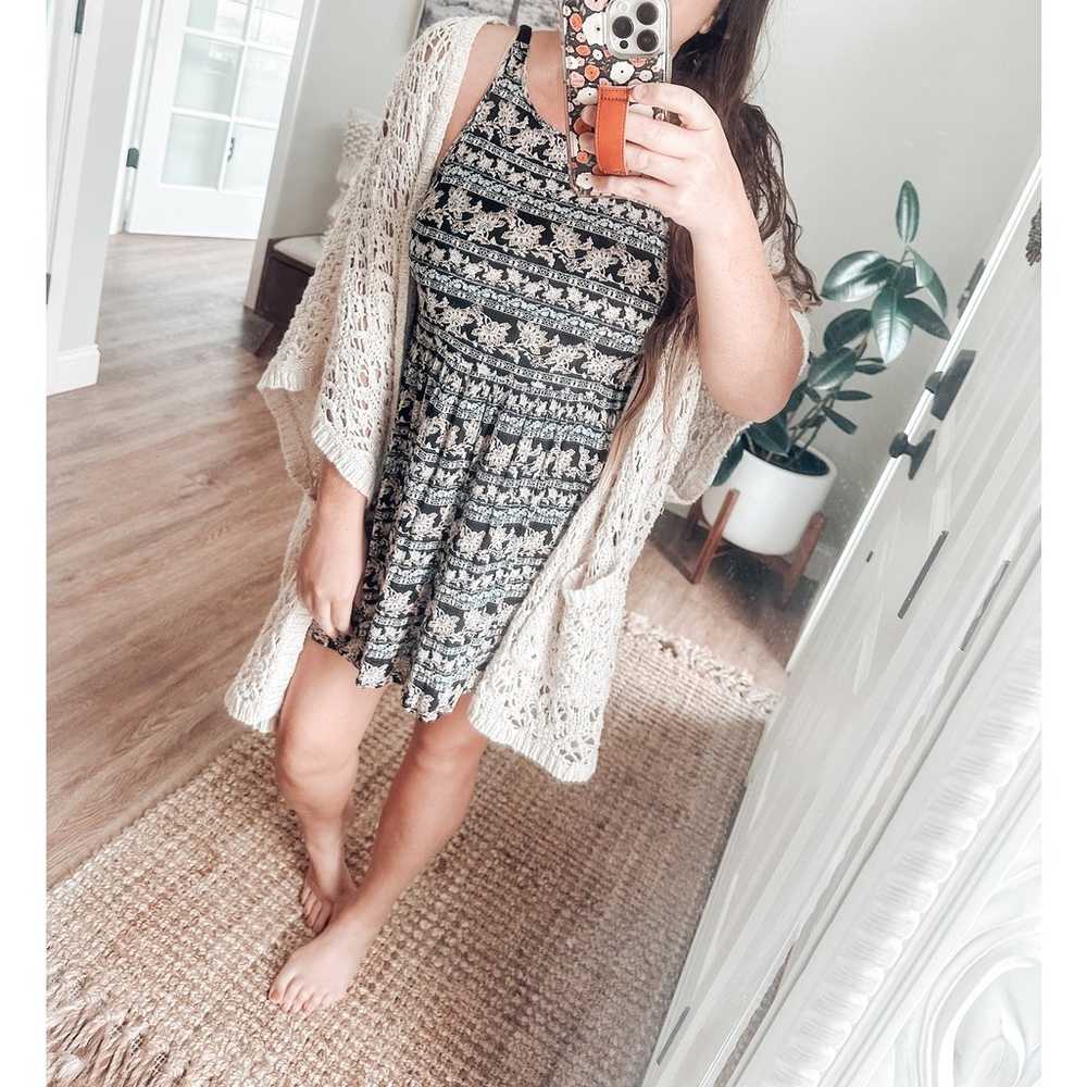 New boho printed flowy strappy back tunic mini dr… - image 7