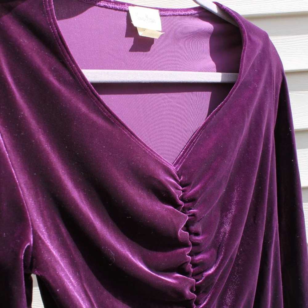 Neiman Marcus Women's Vintage Velvet Ruched Top B… - image 12