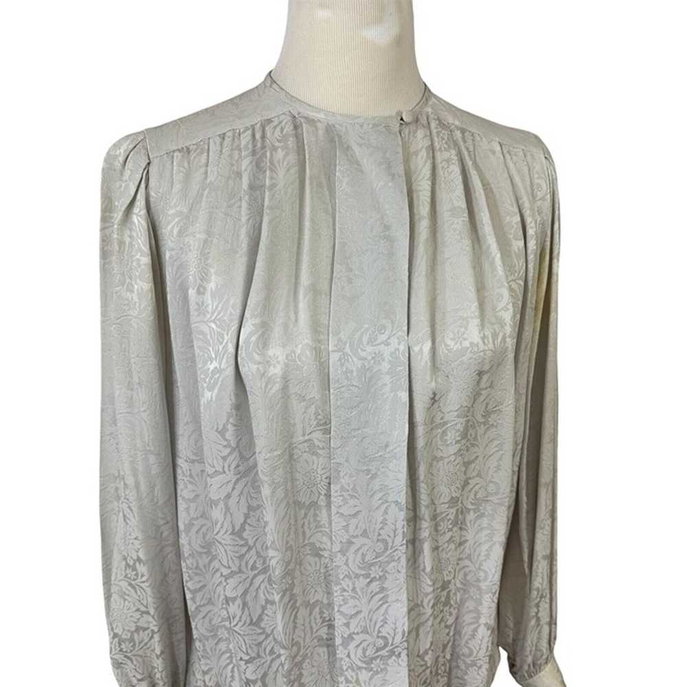 Oleg Cassini Silk Blouse Size 8 Gray Jacquard Dam… - image 8