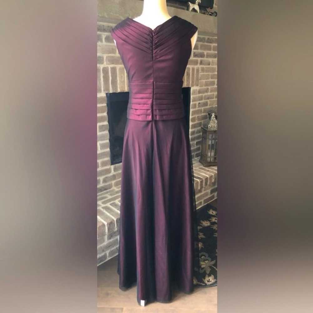 Elegant David’s Bridal Wine Full Length Gown Size… - image 11