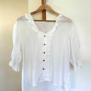 White frill collar blouse vintage clothing