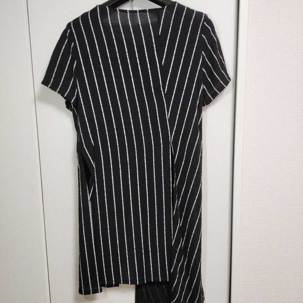 Black and white striped short sleeve dress (wrap) - image 3