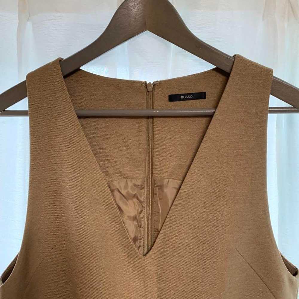 Beige Sleeveless V-Neck Dress - image 4