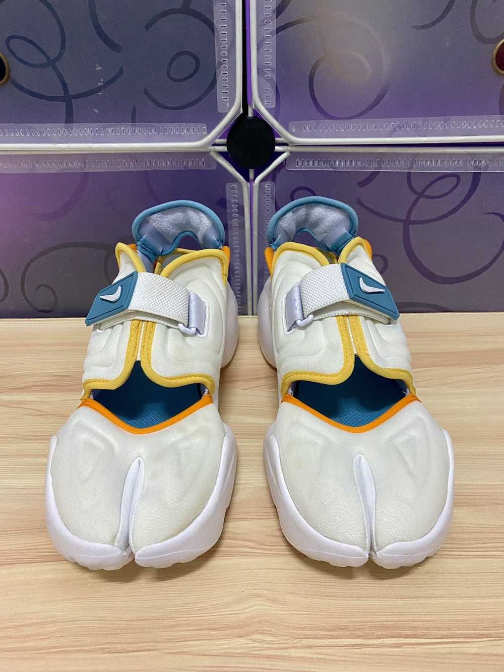 Nike Nike Aqua Air Rift Tabi Sandals - image 2