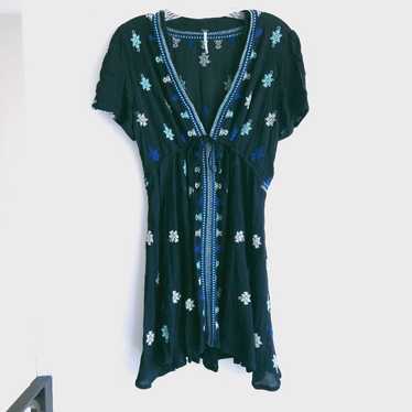 Free People Star Gazer Embroidered V Neck Black B… - image 1