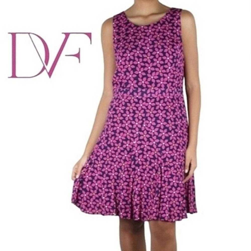 Diane Von Furstenberg Pink Daisy Print Clara Fit … - image 1