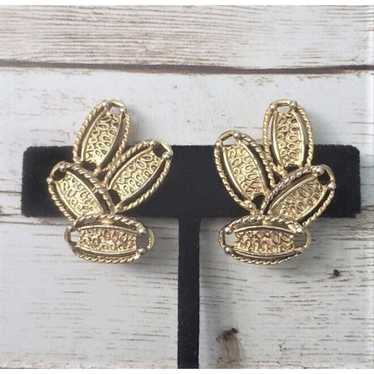 Other Vintage Sarah Coventry Clip On Earrings Gol… - image 1