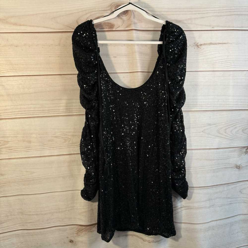 Black Sequin Long Sleeve Scoop Neck Mini Dress Si… - image 1