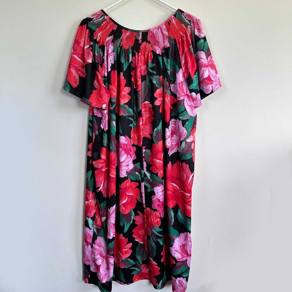 Village Fair Vintage Floral Muumuu Housedress Sco… - image 5