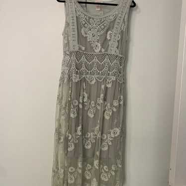 Sundance Boho Lace Midi Dress with lining