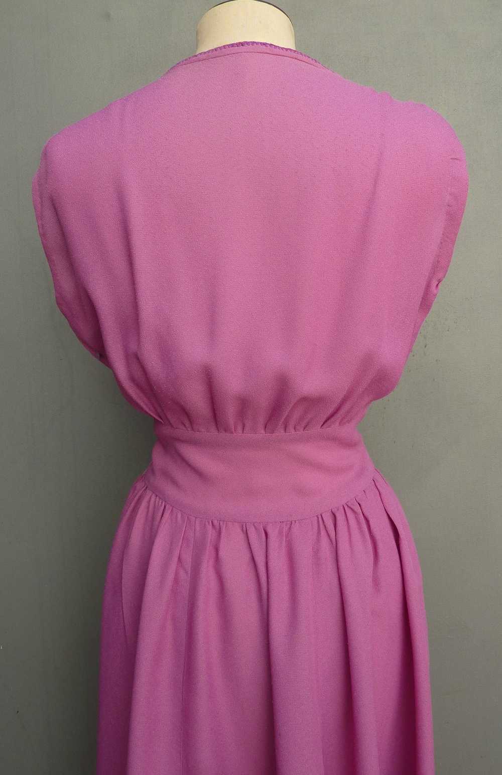 Vintage 1940s Handmade Dress Fuchsia Pink Rayon E… - image 5