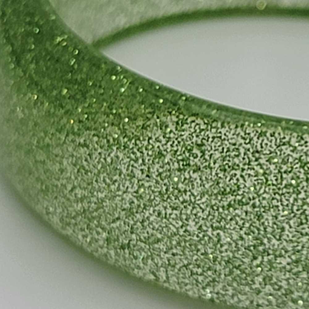 Vintage Lucite Glitter Green Wide Bangle Bracelet… - image 3