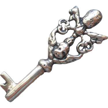 Peruzzi Sterling Silver Key Cherub Pin Vintage