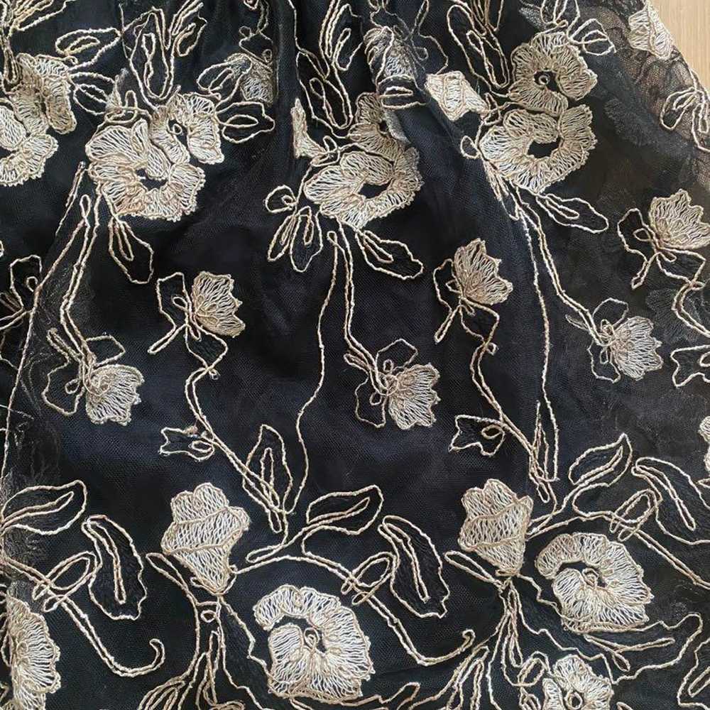 Black flower embroidery party dress. - image 3