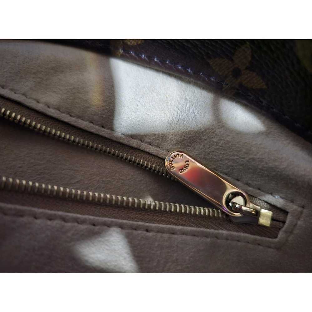 Louis Vuitton Artsy leather handbag - image 7