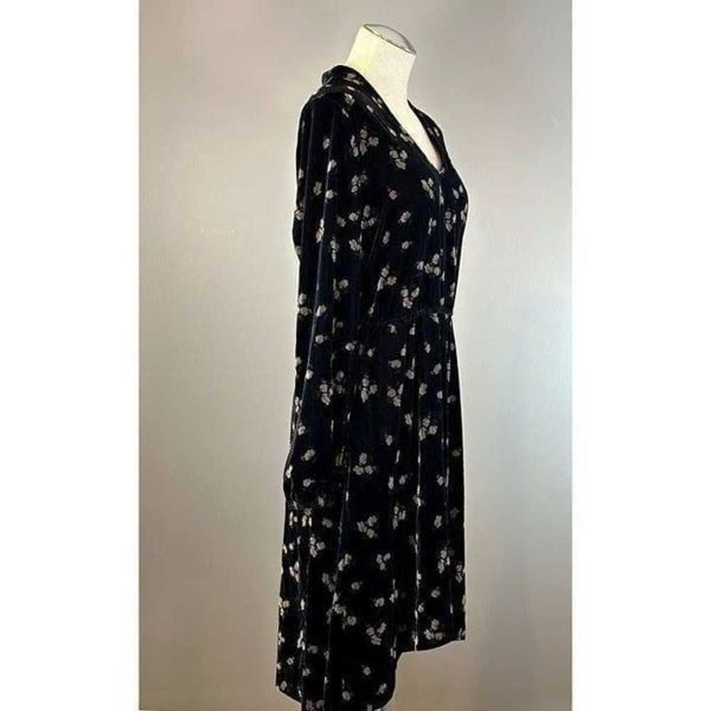 Cabi Floral Velvet V-Neck Dress in Navy Size M - image 2