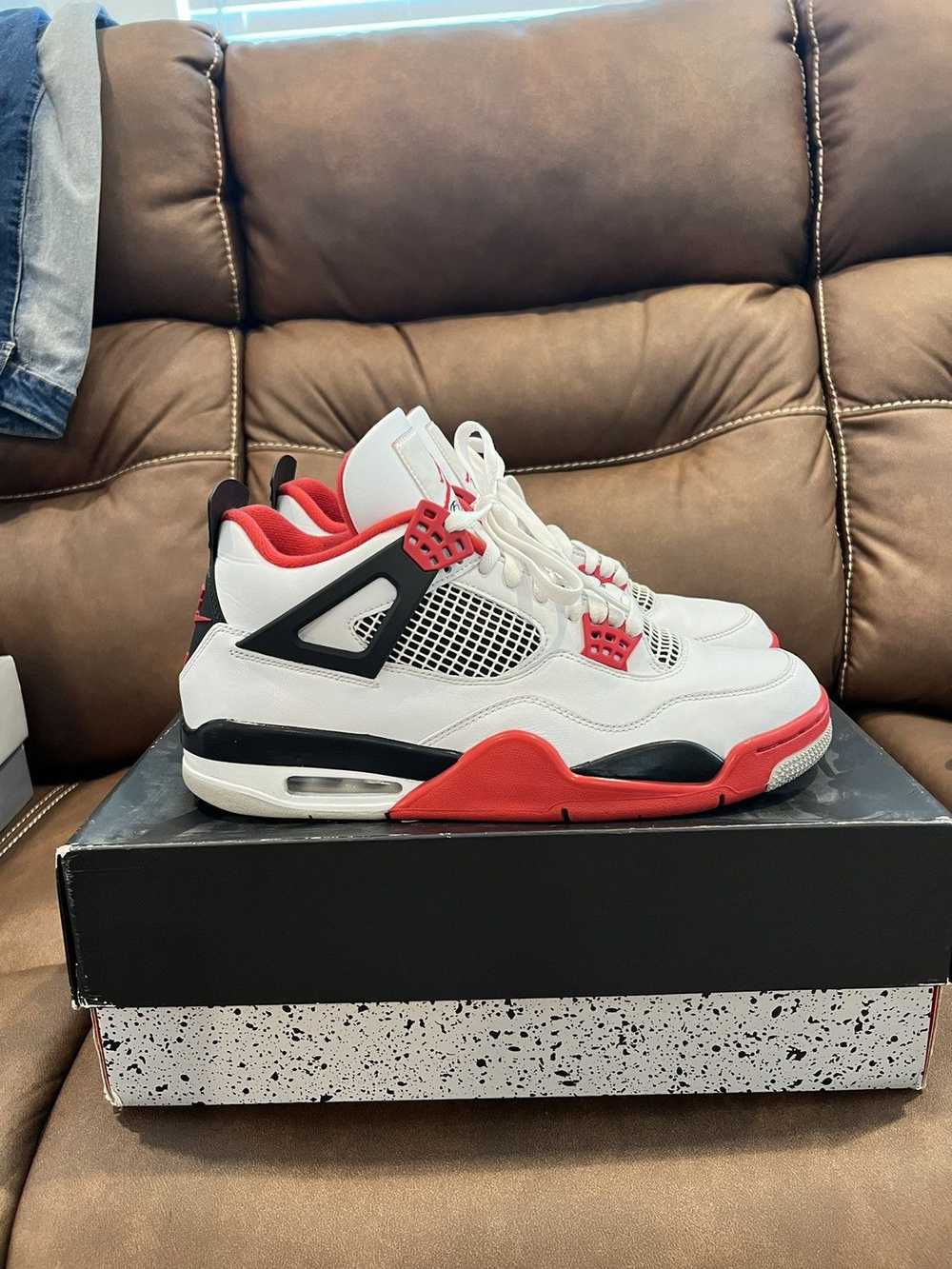 Jordan Brand × Nike Jordan 4 Retro Fire Red (2020) - image 1