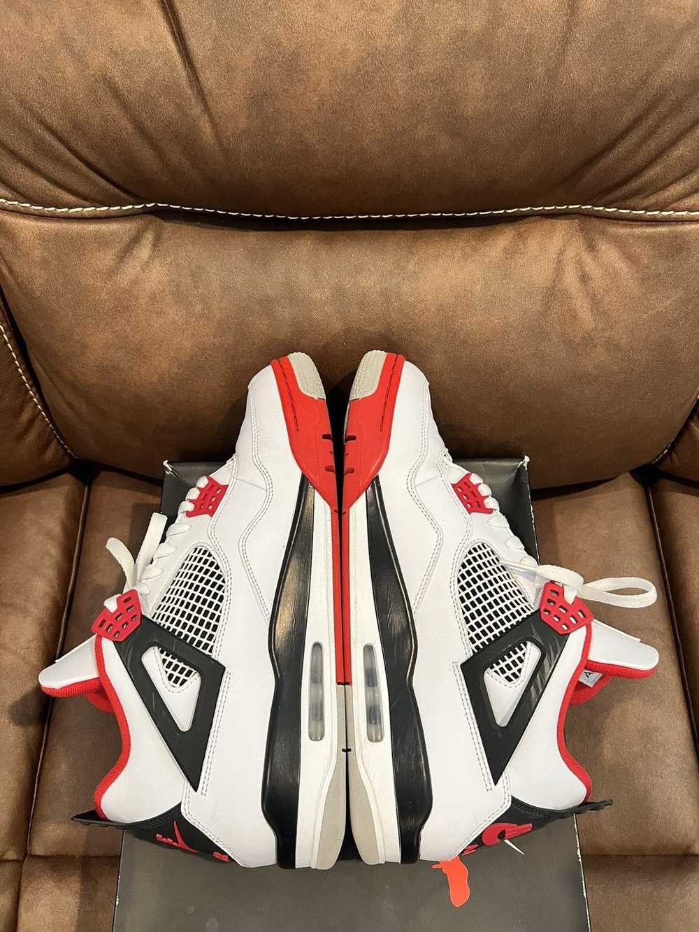 Jordan Brand × Nike Jordan 4 Retro Fire Red (2020) - image 5