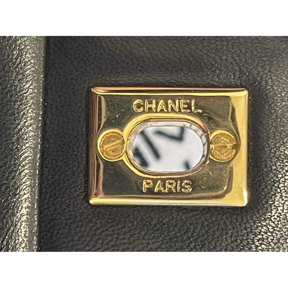 Chanel Timeless/Classique leather handbag - image 8