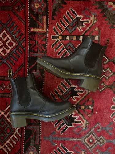 Doc Martens CADENCE HEELED CHELSEA BOOT (7) | Used