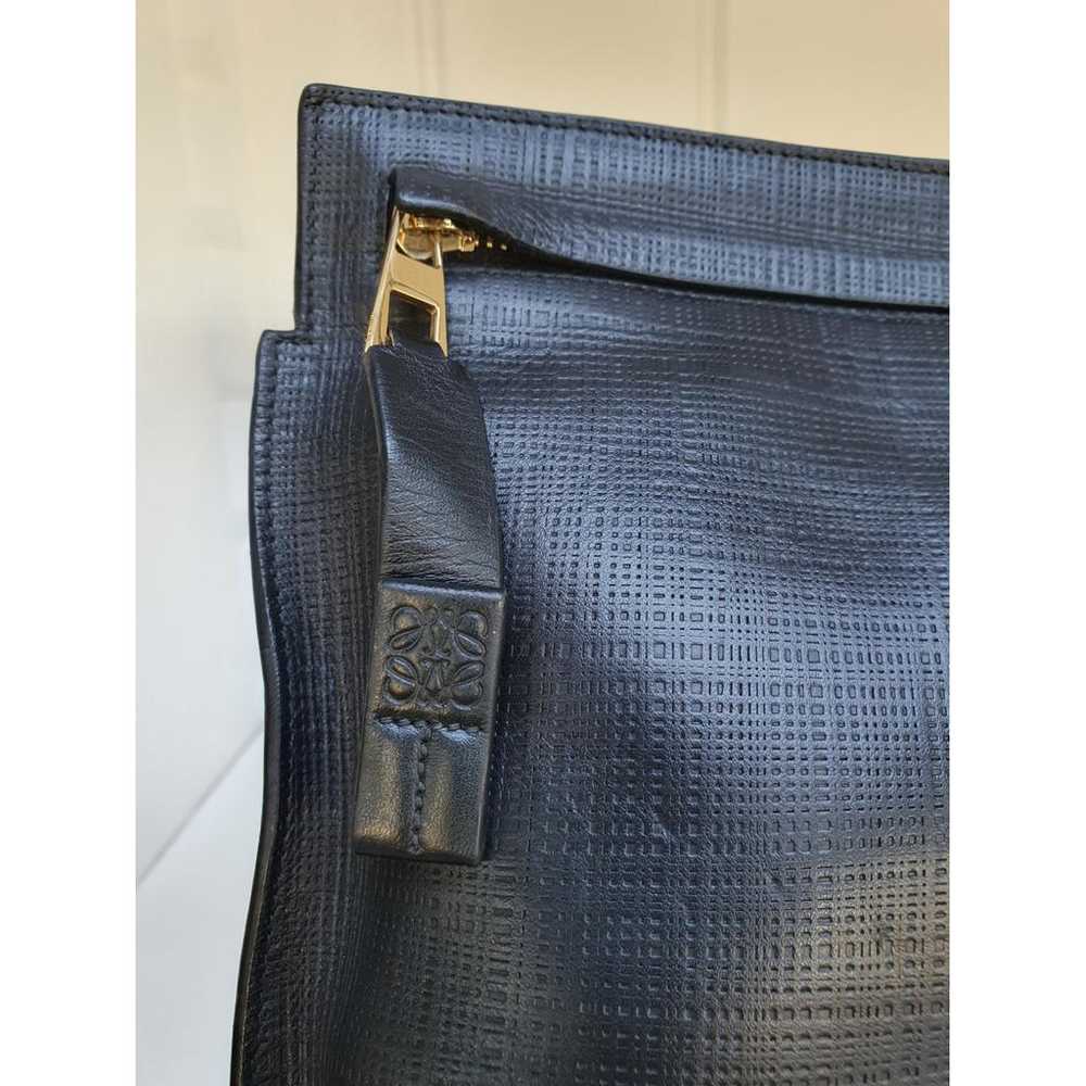 Loewe T Pouch leather clutch bag - image 6