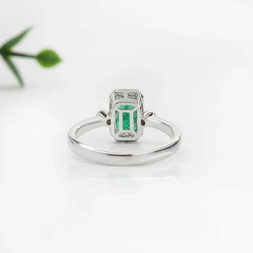 1ct Emerald Ring w Earth Mined Diamonds in Solid … - image 3